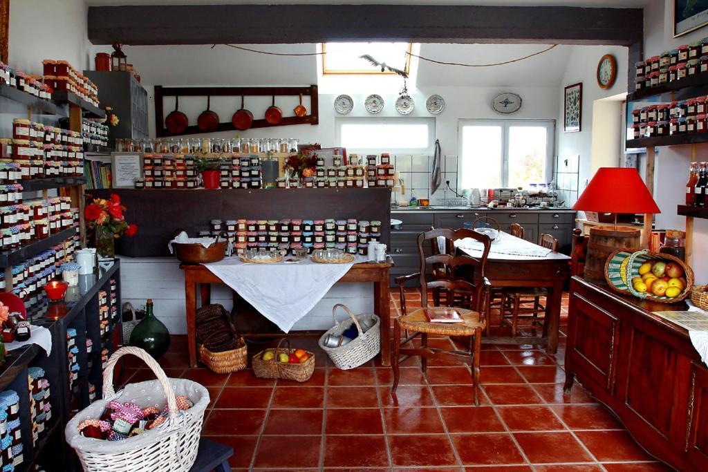 Gite Des Confitures A Lanveoc-Crozon Exteriör bild